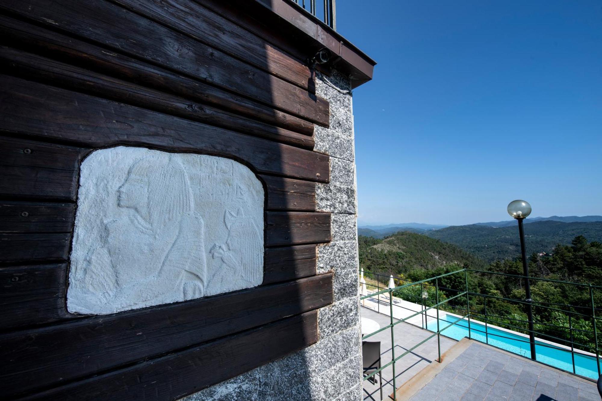 211 - Appartamento Acacia, Terrazza Giardino E Piscina 카로 외부 사진